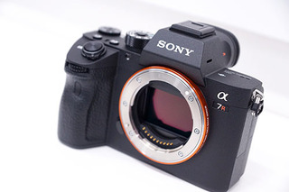 ilce-7rm3_review_003.jpg